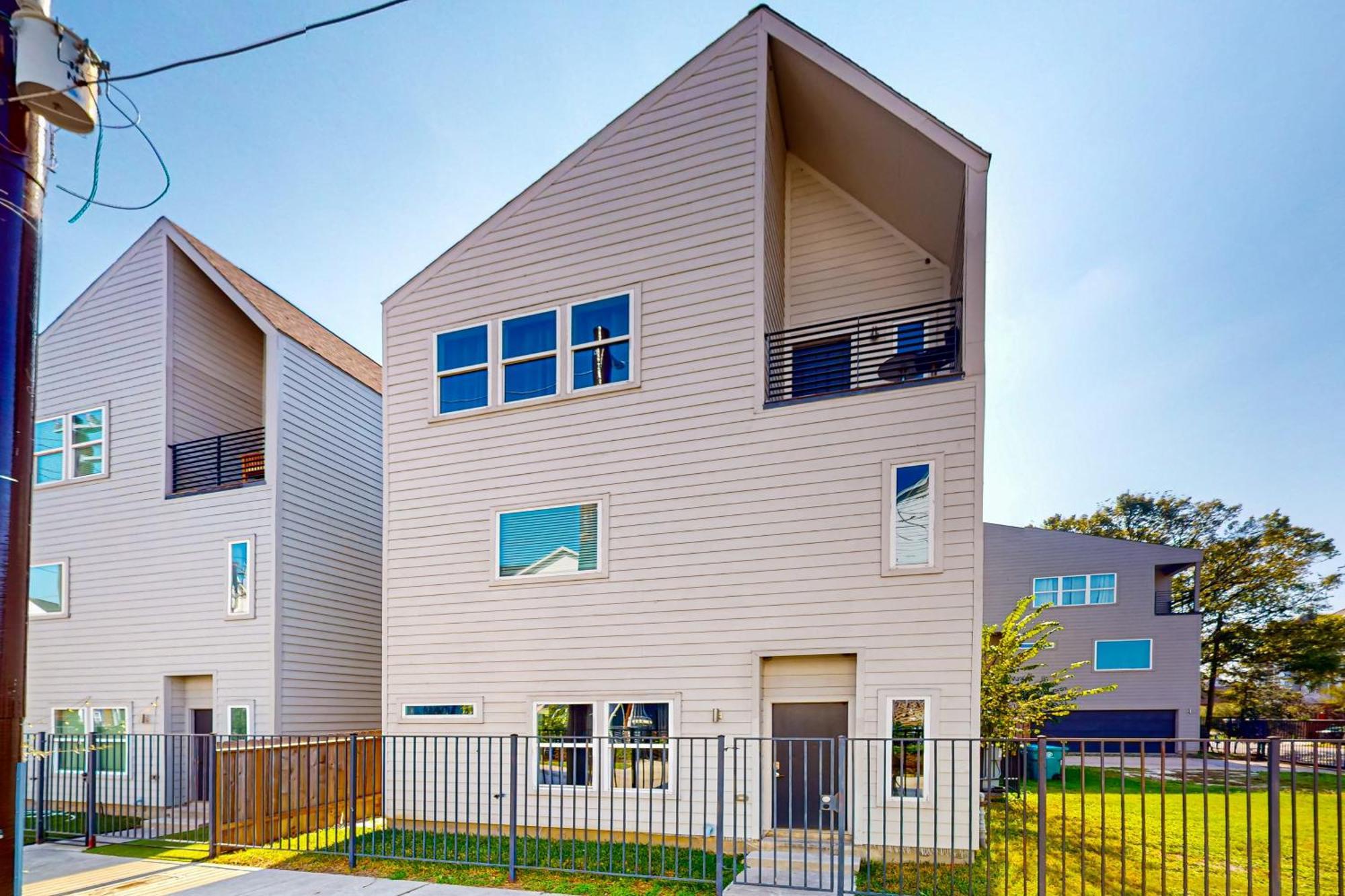 Cityscape Retreat Holiday home Houston